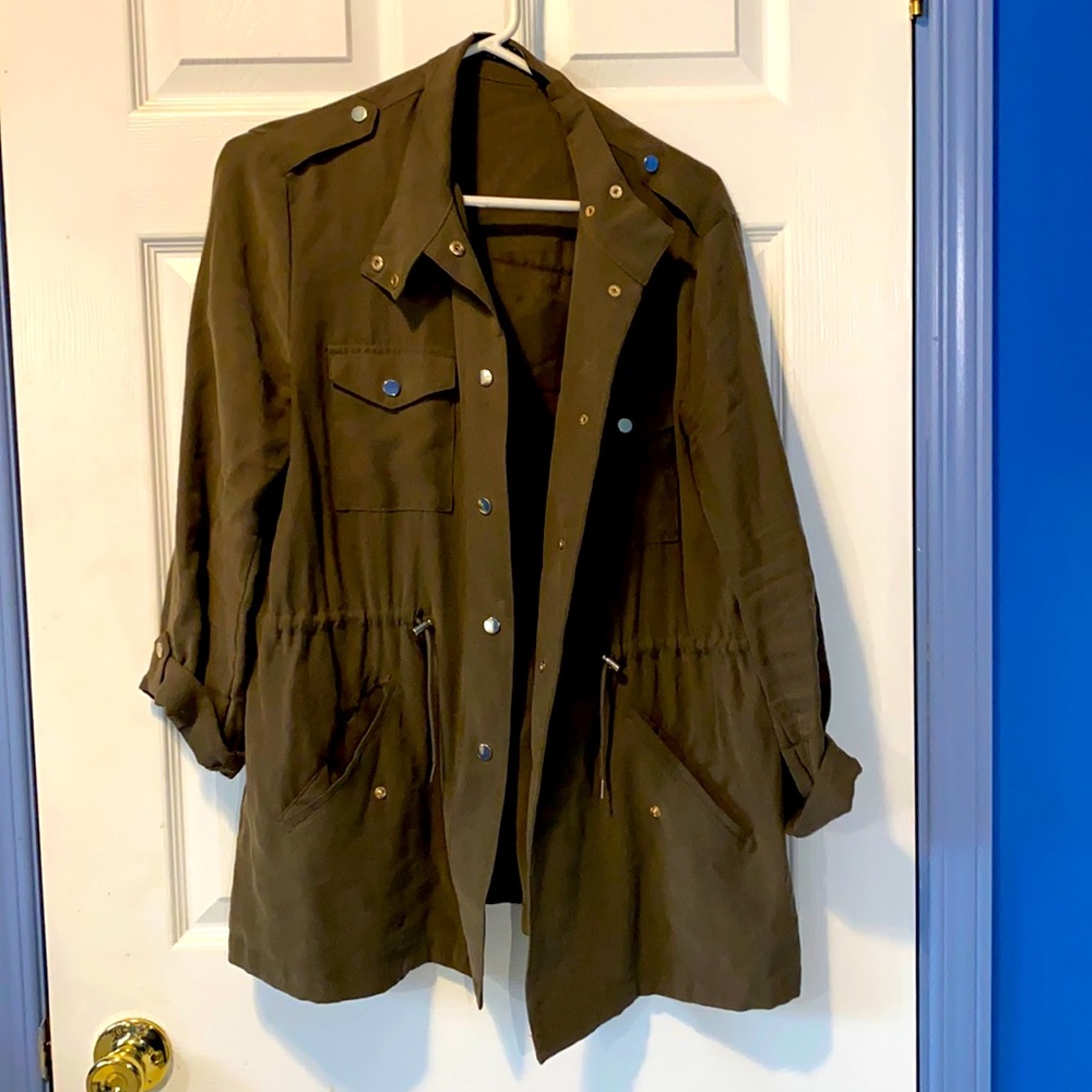 Women’s green canvas trench